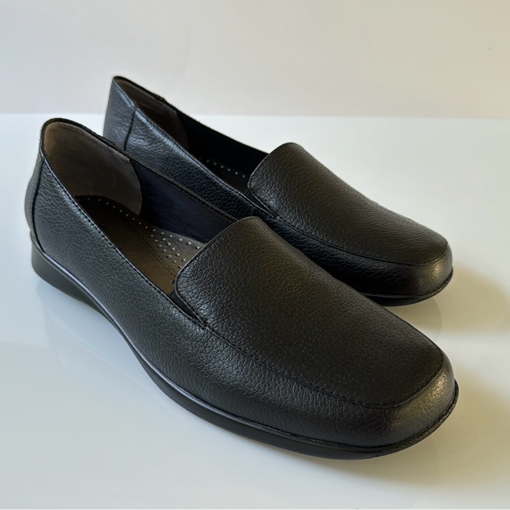 Trotters Womens Slip On Comfort Shoes Loafer Size 10 W